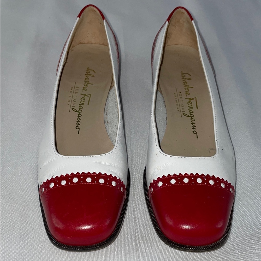 SALVATORE FERRAGAMO VINTAGE LESTA PUMPS FTL-01-108